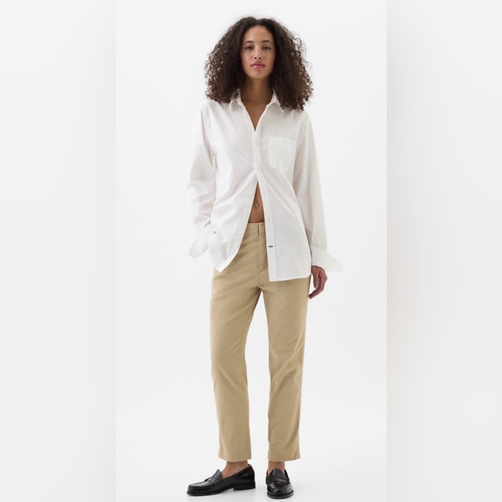 5 for $25 // Gap Factory mid-rise downtown khakis size 6
